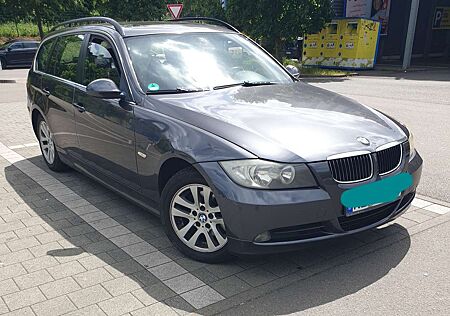 BMW 325i 325 Touring Aut.