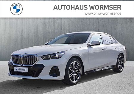 BMW 520 i Anhängerkupplung; M Sportpaket; Sitzheizung für
