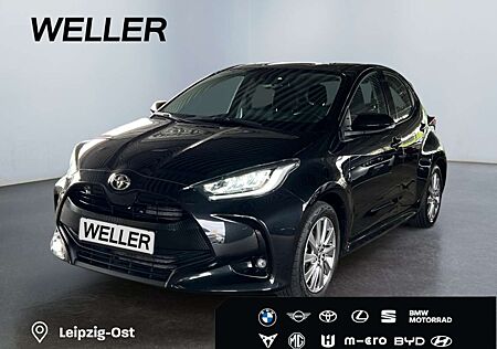 Toyota Yaris 1.5 Team D *ACC*RCam*CarPlay*SHZ*SmartKey*