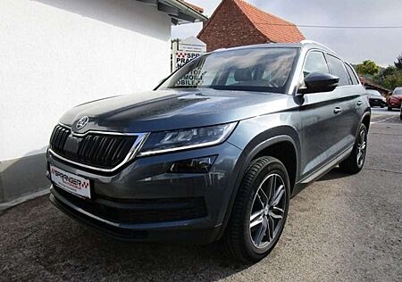 Skoda Kodiaq 2.0 TDI Style 4x4*AHK*Navi*360°*Alcantara