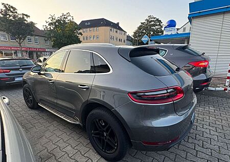 Porsche Macan S PanoramaTotwinkel Abstand Vollaustattung