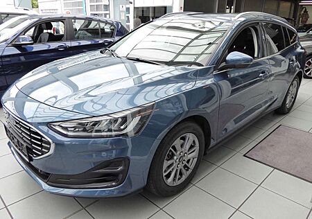 Ford Focus Turnier Titanium