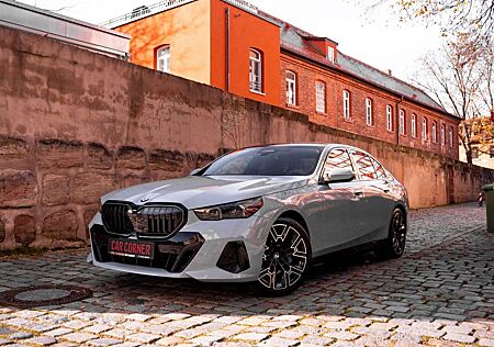 BMW 520 d M Sport/PANO/HEADUP/H&K/GLOW/BROOKLYN/