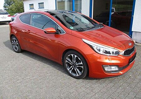 Kia Cee'd Ceed / ProCeed 1.6 GDI Spirit Navi Panoramadach Xenon