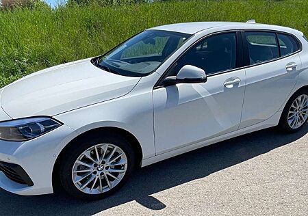 BMW 116 d Advantage Navi Alu LED AHK