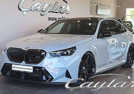 BMW M5 LIMO HYBRID M DRIVER´S B&W BELÜFTET GLASD 22"