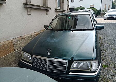 Mercedes-Benz 180