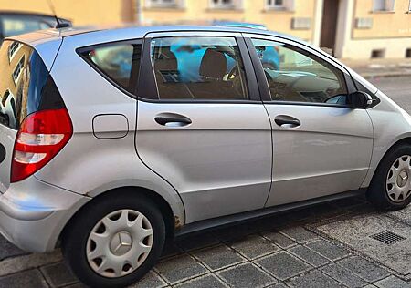 Mercedes-Benz A 150 A-Klasse 5-Türer Autotronic Classic