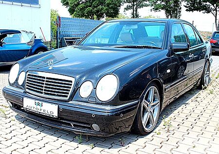 Mercedes-Benz E 55 AMG /SHEFT/LEDER/XENON/DESIGNO/PDC/TEMP/