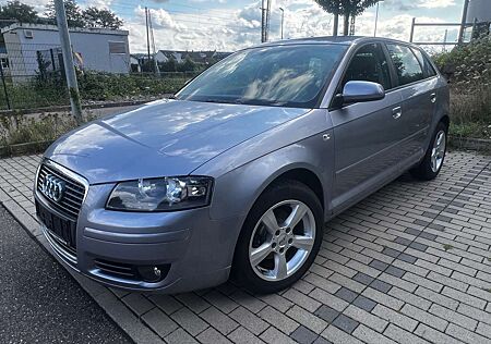 Audi A3 Ambiente*NEU TÜV*NUE ZAHNRIEMEN*
