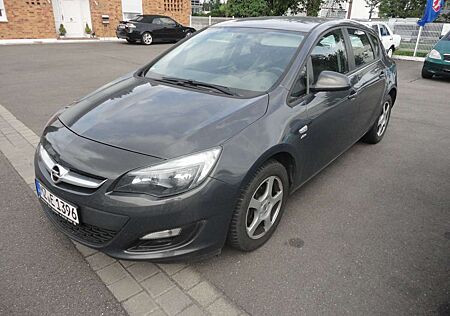 Opel Astra Active