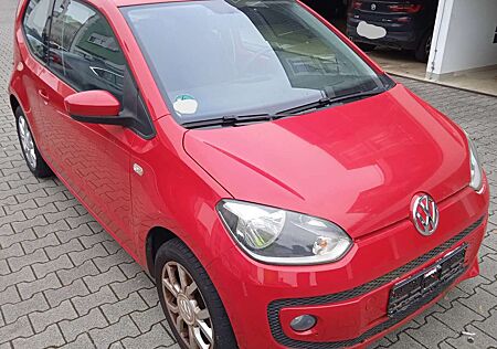 VW Up Volkswagen ! 1.0 Seniorenfahrzeug mit orig. 22.670 KM