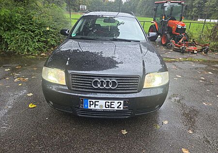 Audi A6 Avant 2.7 T quattro