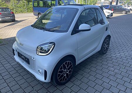 Smart ForTwo EQ cabrio prime Exclusive*JBL*Kamera*22kW