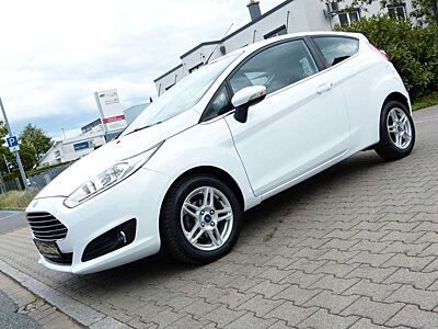Ford Fiesta Titanium Autom. *Klimaaut.*SHZ*Zahnr. neu