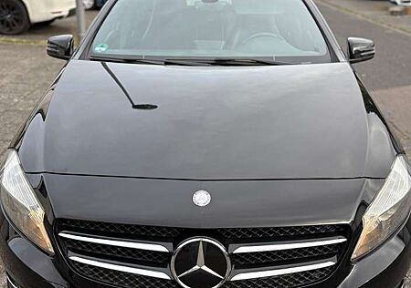 Mercedes-Benz A 180 BlueEfficiency (176.042)