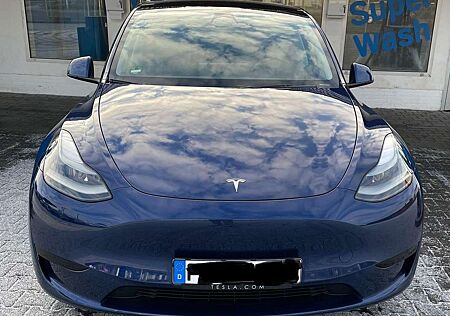 Tesla Model Y RWD