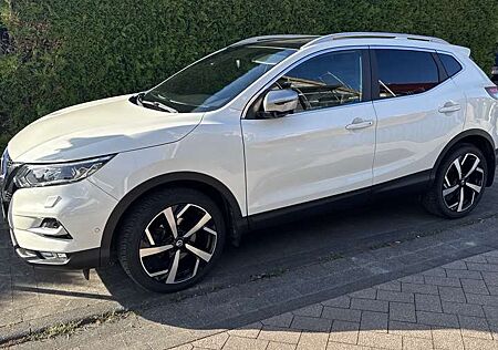 Nissan Qashqai 1.3 DIG-T TEKNA