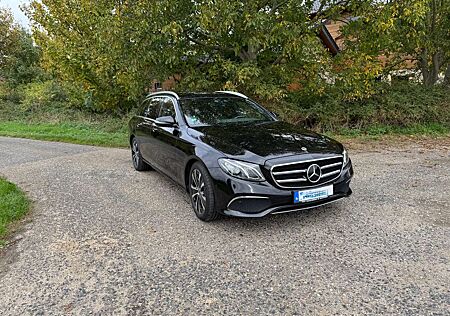 Mercedes-Benz E 300 d T 9G-TRONIC