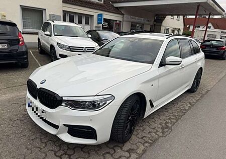 BMW 530 D TOURING X-DRIVE M-SPORT