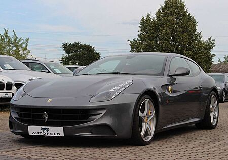Ferrari FF 6,3 V12 4x4/VOLL SH/LEDER/