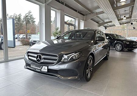 Mercedes-Benz E 200 E-Klasse T Avantgarde LED*RFK*BURMESTER