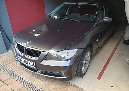 BMW 320i 320 Aut.