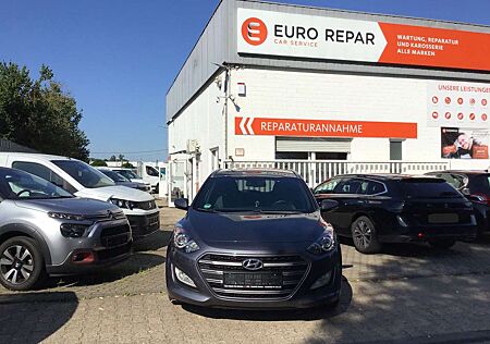 Hyundai i30 cw blue Trend