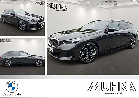 BMW i5 M60 xDrive Touring Autobahnas. Panorama AHK
