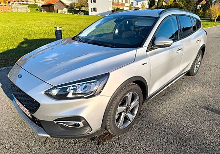Ford Focus Turnier Active Rückfahrkam.NAVI"LED