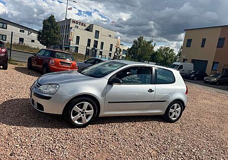VW Golf Volkswagen Trendline 1.6 garantie neu tüv Bremse, neu