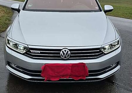VW Passat Variant Volkswagen 2.0 TDI SCR 4Motion DSG (BMT) Highline
