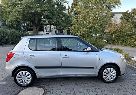 Skoda Fabia 1.4 Sedan Ambiente