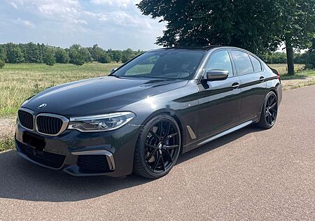 BMW M550 i xDrive M-Sport