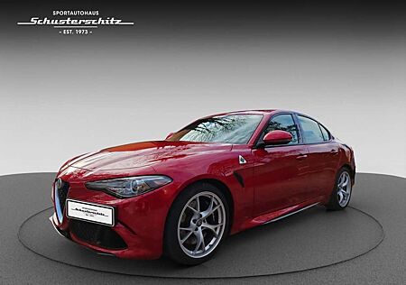 Alfa Romeo Giulia QUADRIFOGLIO SCHALTER 1. HAND SCHECKHEFT