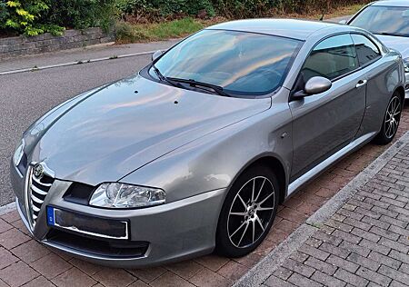 Alfa Romeo GT 1.9 JTD M-Jet Distinctive