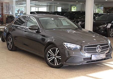 Mercedes-Benz E 220 gebraucht kaufen Mercedes-Benz E 220 d"Exclusive"Memory"LederBeige"8XBreifung"TW
