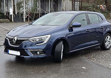 Renault Megane Play