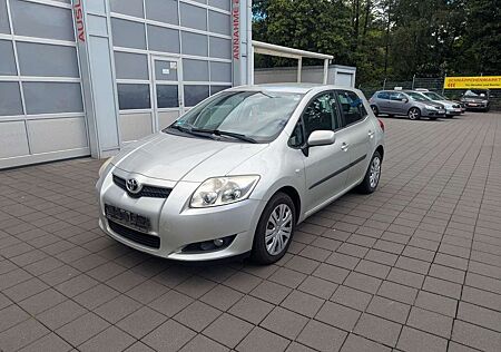 Toyota Auris **KLIMA+ALLWETTER+AHK**