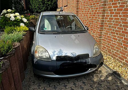 Toyota Yaris 1.0