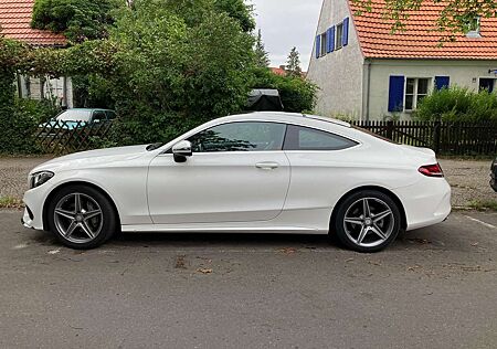 Mercedes-Benz C 180 C-Klasse Coupe Coupe AMG Linie