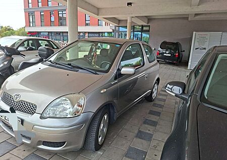 Toyota Yaris 1.0