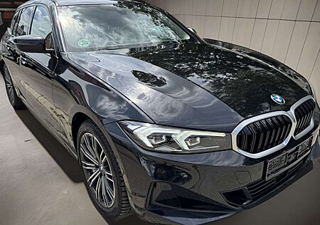 BMW 320 d Tour. xDrive/LED/STH/HUD/Wide/Drive-Ass./18