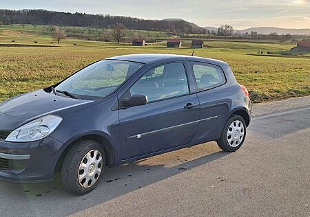 Renault Clio 1.2 16V Authentique