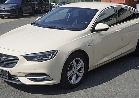 Opel Insignia B Grand Sport*SHZV+H*MSG*MEM*PREMPAK2