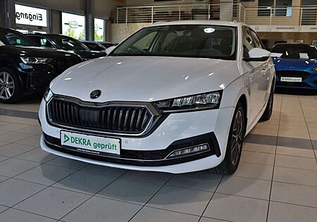 Skoda Octavia Combi 2,0 TDI DSG Style ACC