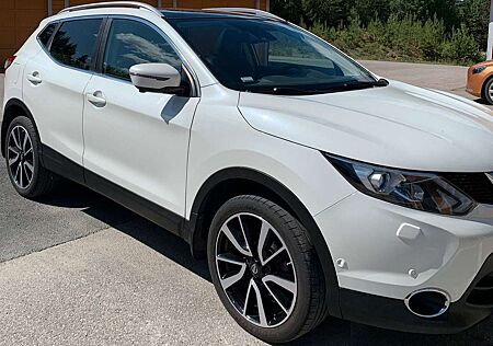 Nissan Qashqai 1.2 DIG-T TEKNA