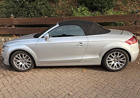 Audi TT Roadster 2.0 TFSI