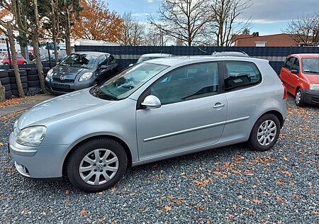 VW Golf Volkswagen 1.6 Automatik Comfortline+TÜV/ 02 2026+ 2 HAND