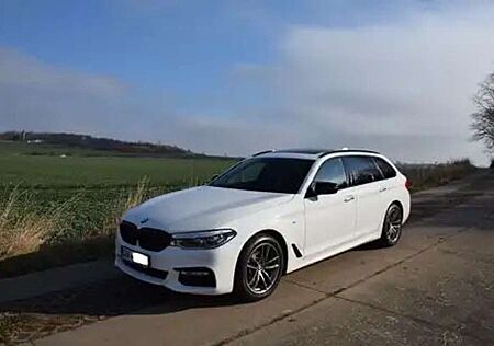 BMW 520i 520 Touring Aut. Sport Line